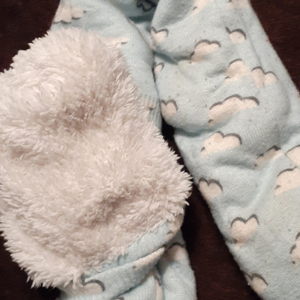Fleece lined reading socks